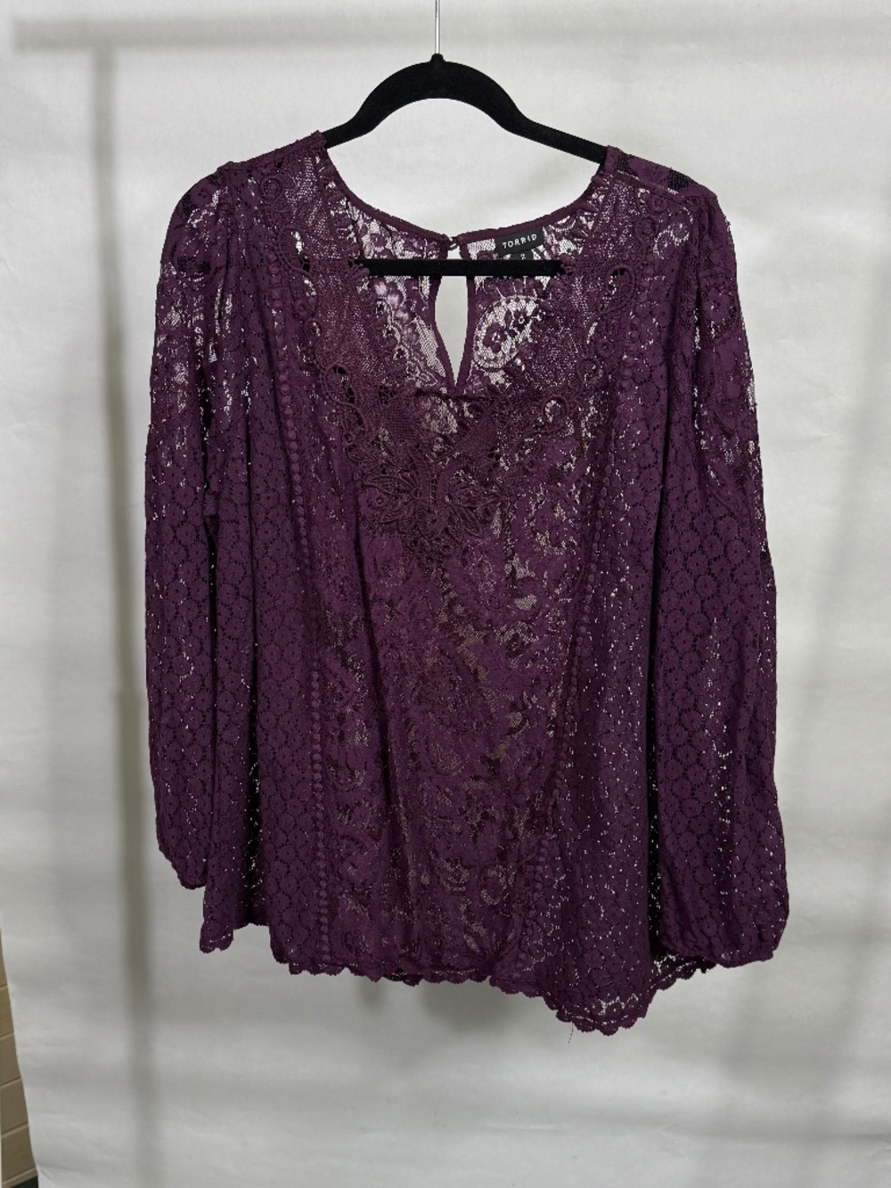 Torrid sheer mixed lace blouse - size 2 (18/20 equivalent)